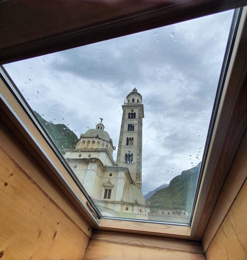 Landmark view, Mountain view