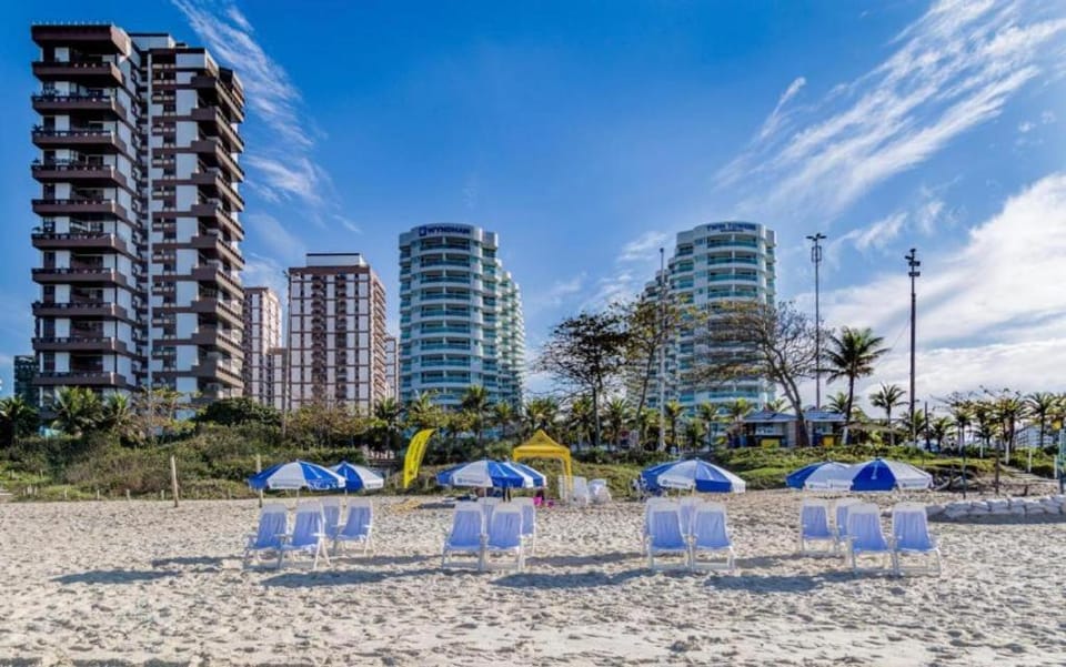 Flat Praia Barra VISTA MAR Resort Urbano Posto 4 Apartment in Rio de Janeiro