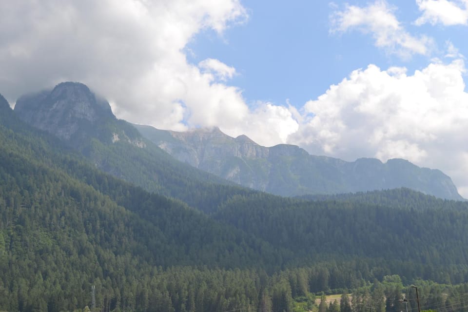 View (from property/room), Mountain view