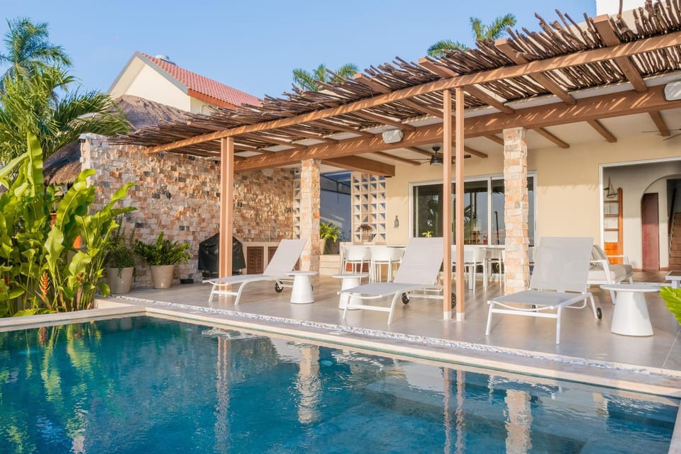 Patio, Swimming pool