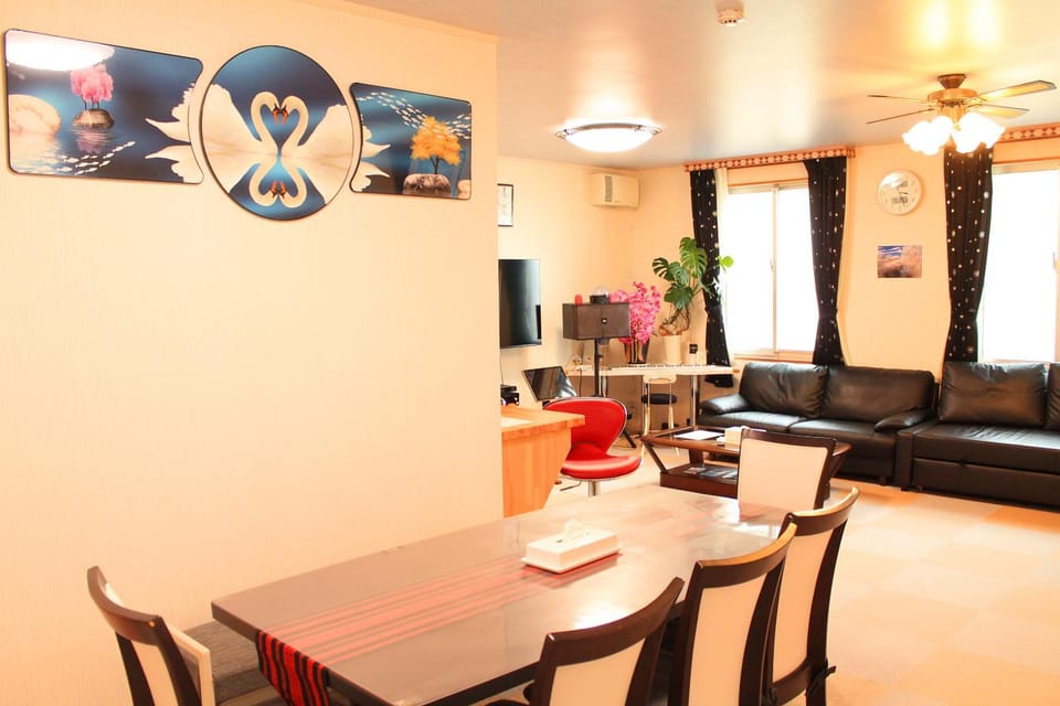 Communal lounge/ TV room, Living room, On site