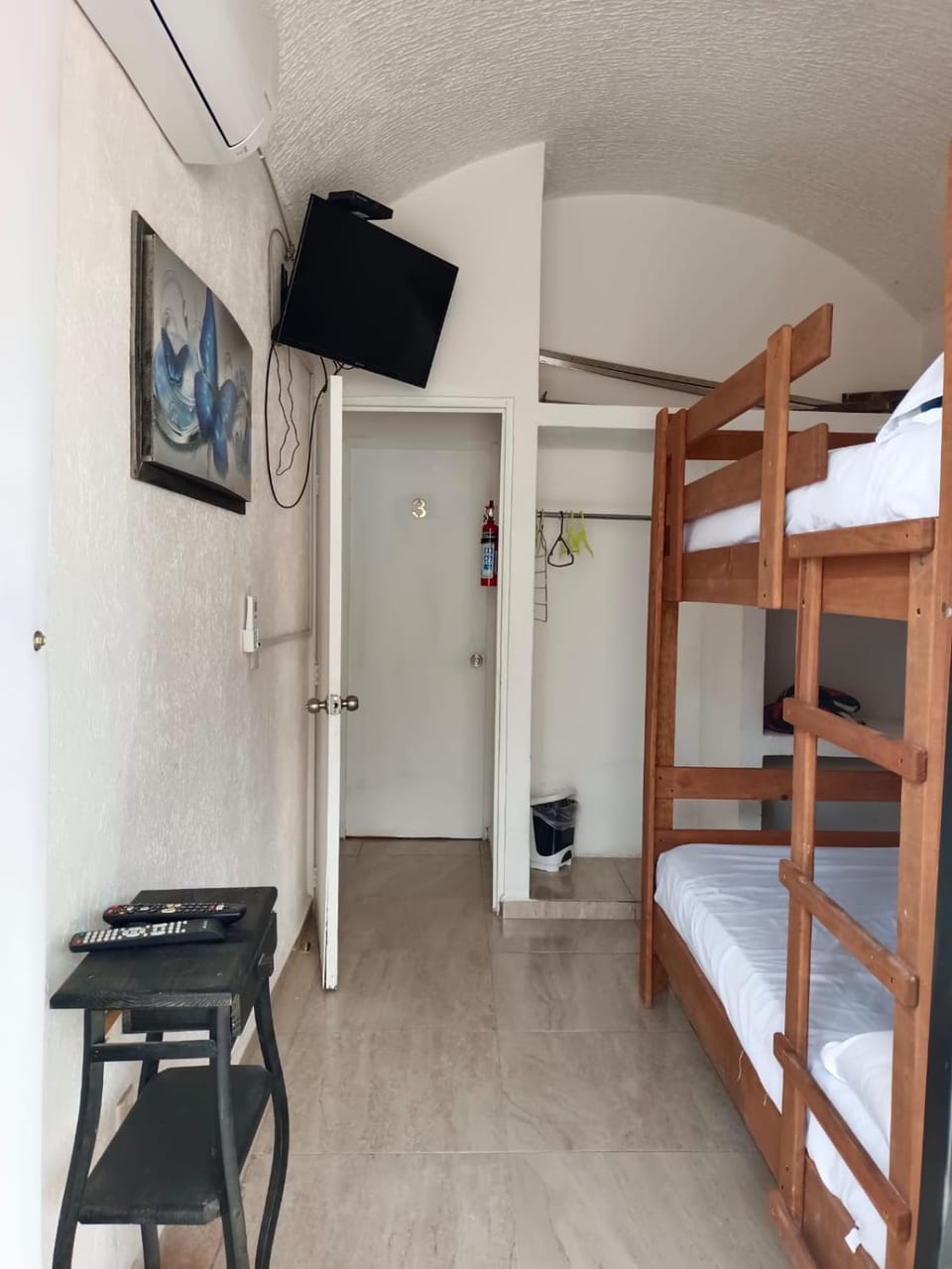 Bed, TV and multimedia, Bedroom, bunk bed, air conditioner