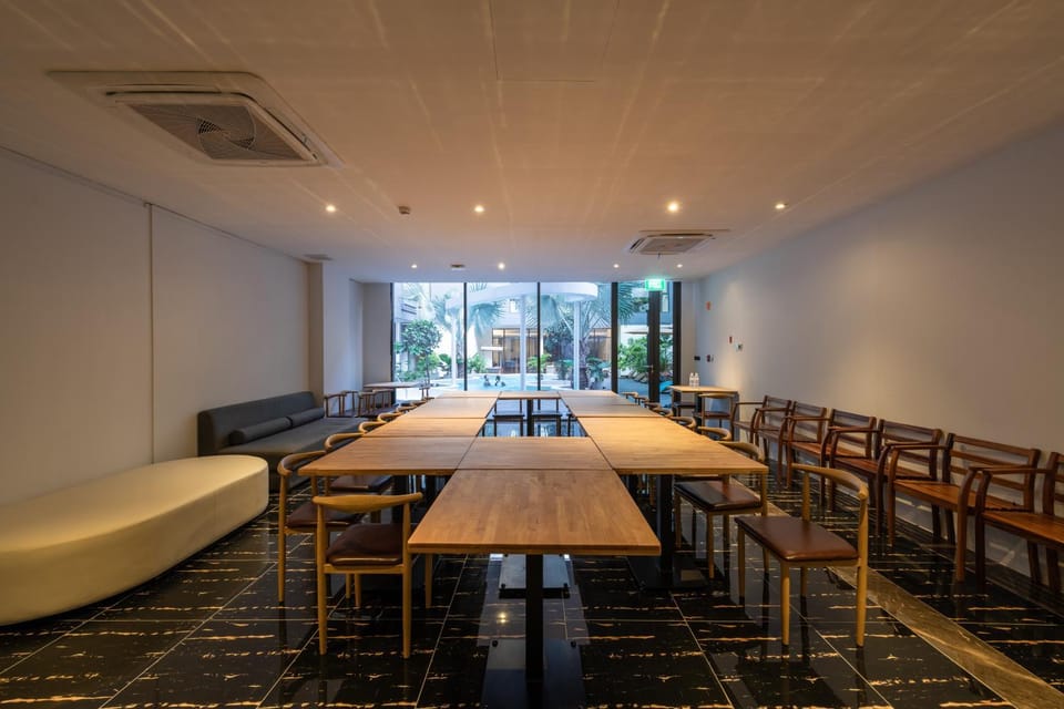 Meeting/conference room