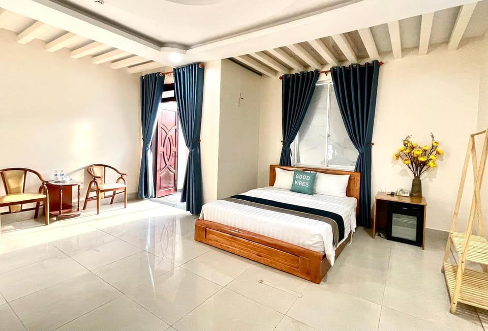 Hoa De Nhat Hotel- Sân Bay Tân Sơn Nhất Hotel in Ho Chi Minh City
