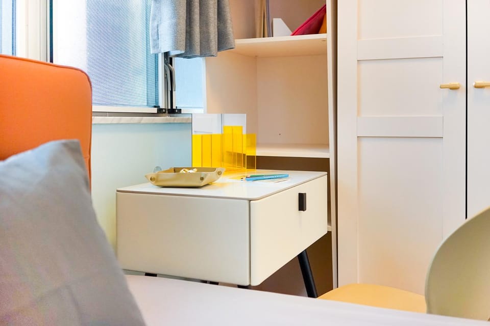 Seating area, wardrobe