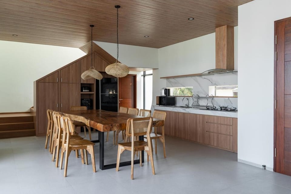 Kitchen or kitchenette, kitchen