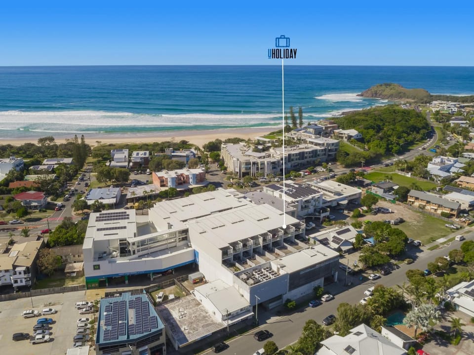Property building, Neighbourhood, Bird's eye view, Location