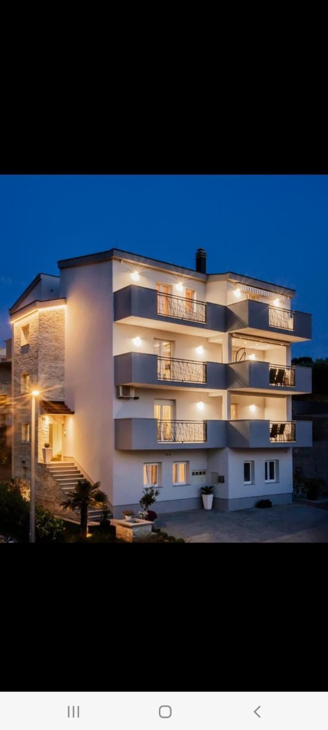 Apartman Lubina Apartment in Podstrana