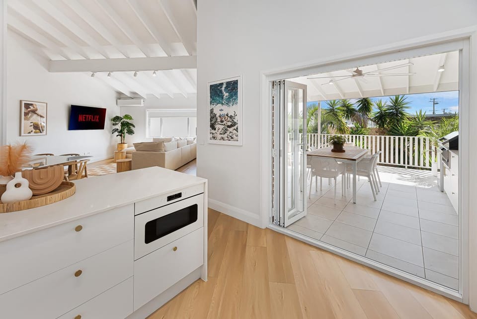 Balcony/Terrace, Kitchen or kitchenette, Dining area