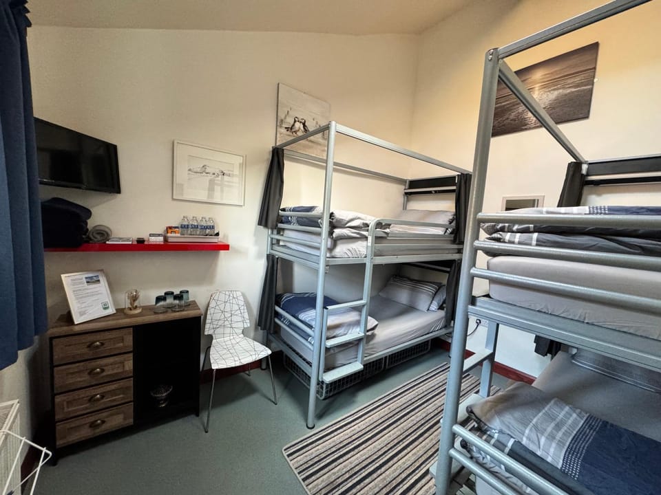 bunk bed