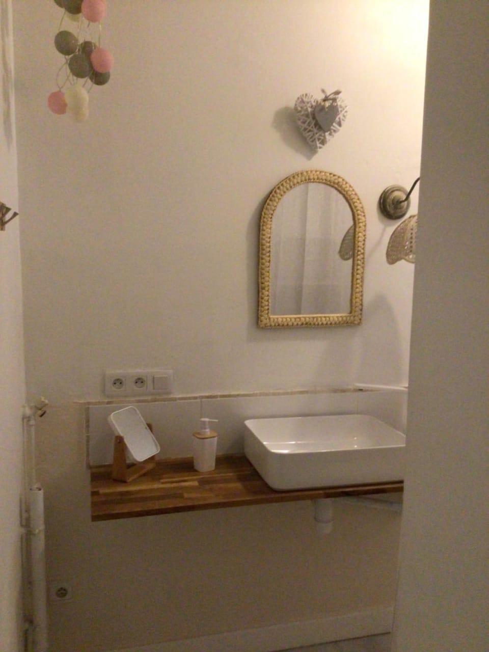 Appartement au coeur du village pour deux personnes Apartment in Occitanie