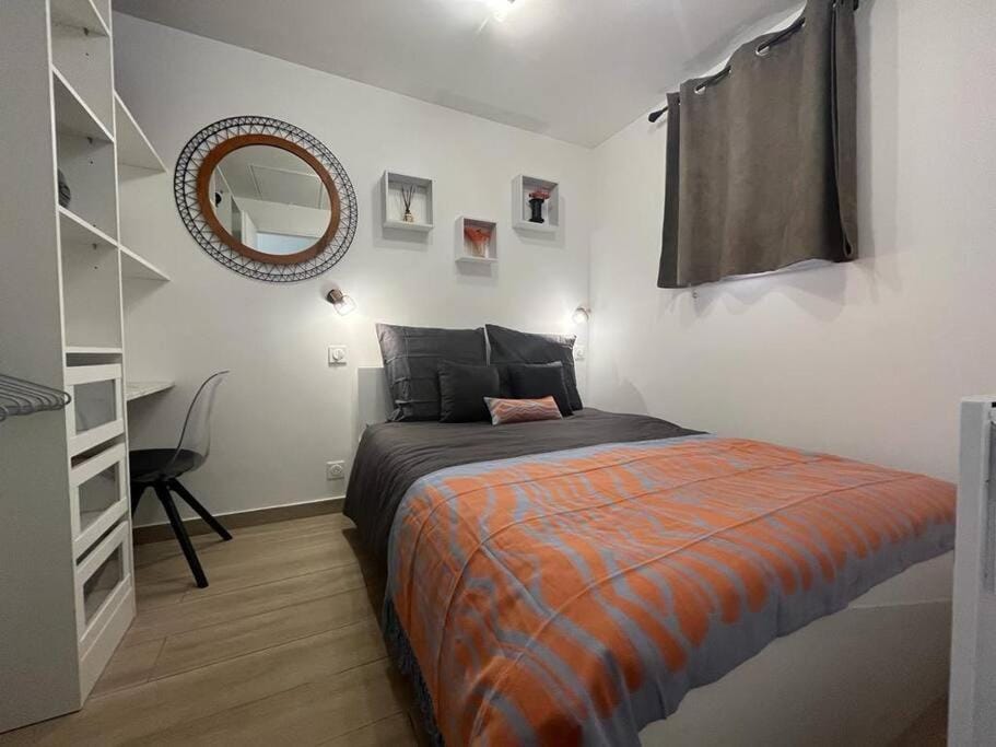 Appartement 4 personnes Antibes Mer, Piscine, Parking, Tennis, Wifi Apartment in Antibes