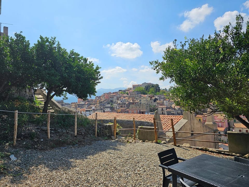 Property building, Dining area, Inner courtyard view