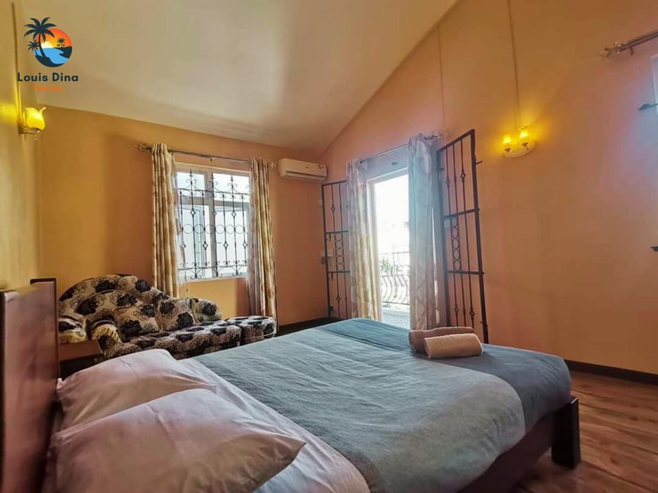 Bed, Bedroom, wardrobe, wedding