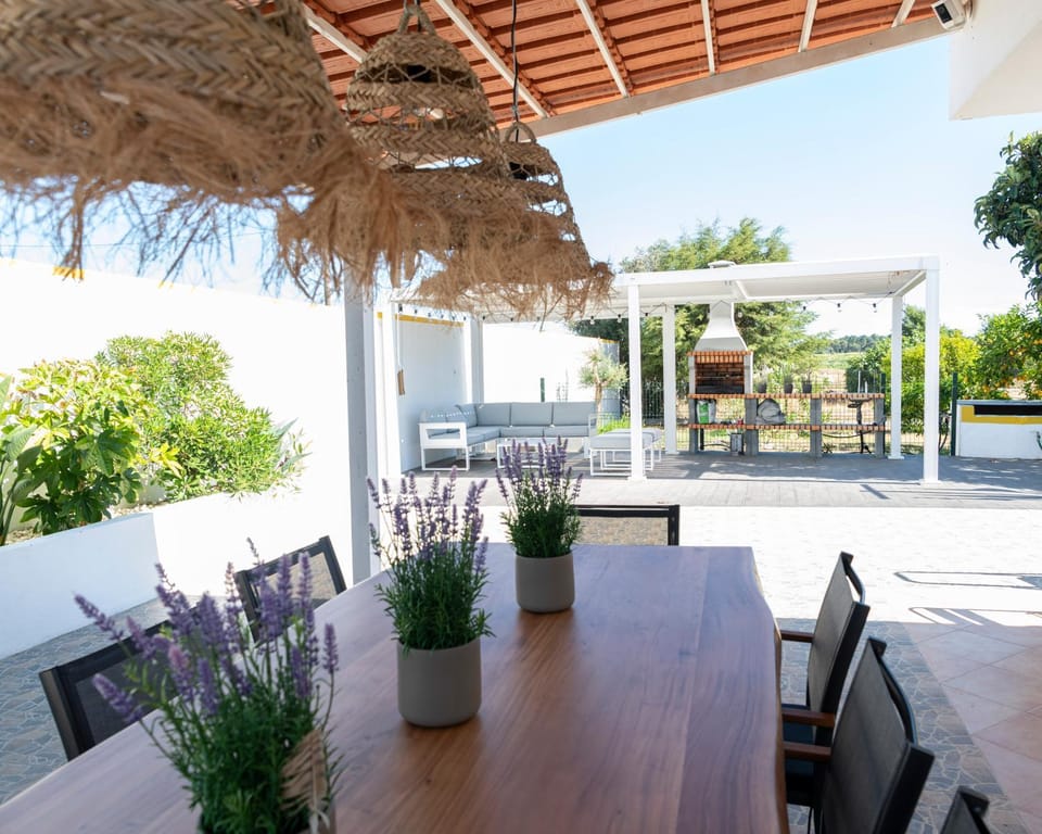 BBQ facilities, Balcony/Terrace