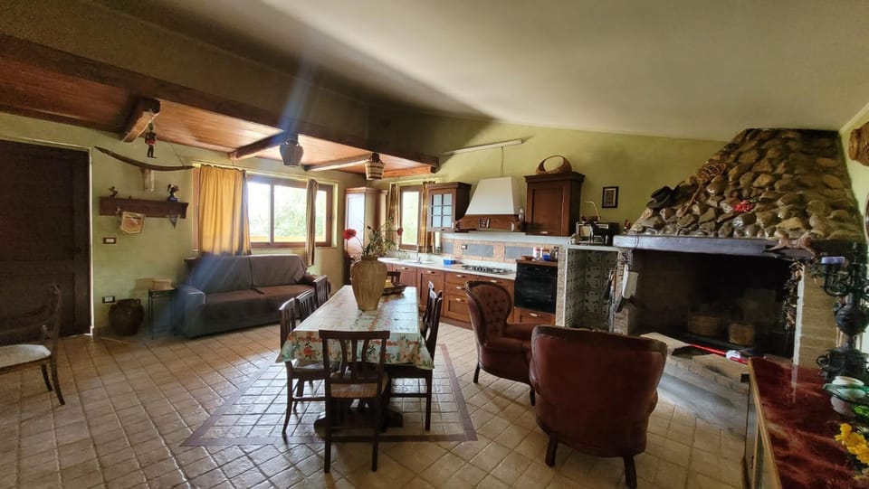 la casina della valle House in Molise, Italy