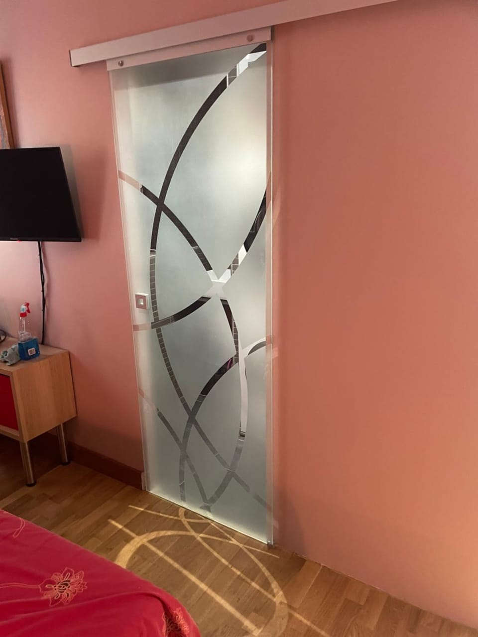 Shower, Internal: Not applicable to any particular room