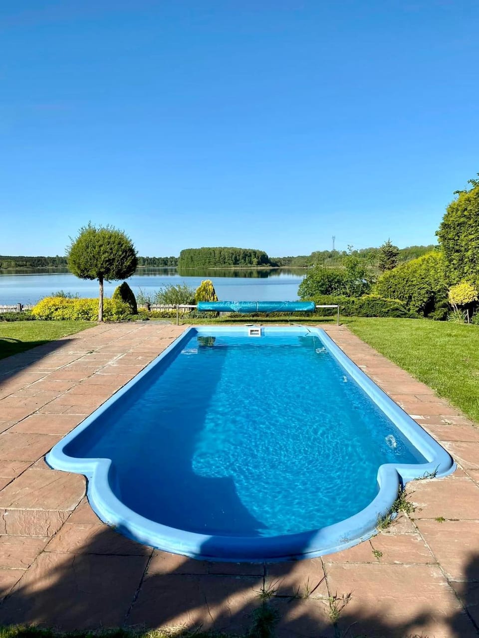 Swimming pool, Swimming pool