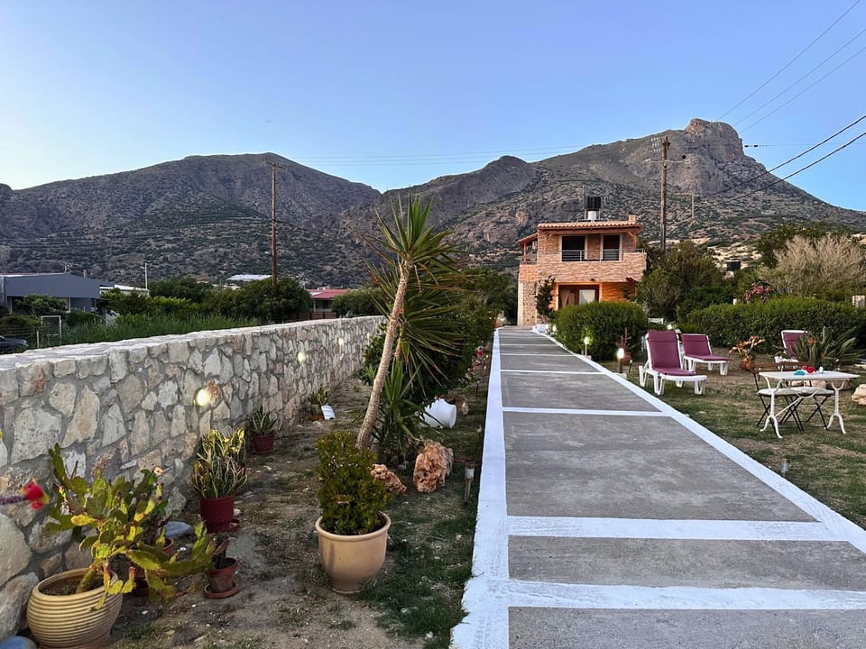 Property building, Natural landscape, Mountain view