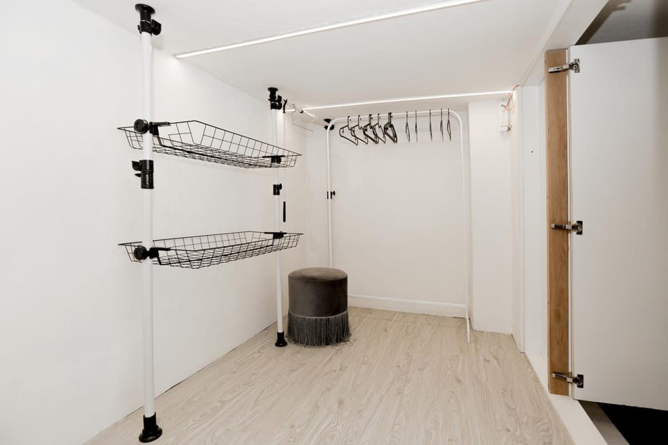 wardrobe
