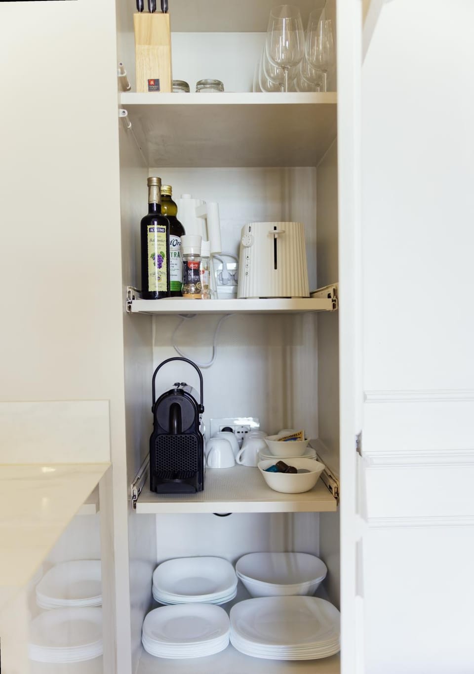 Coffee/tea facilities, Kitchen or kitchenette, minibar, toaster