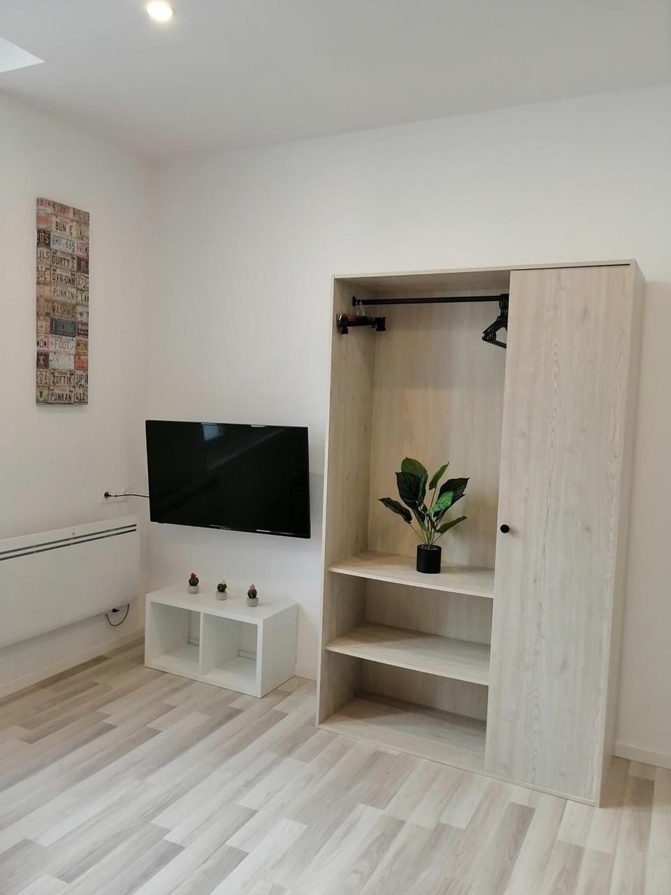 Studio cosy Brick Home Gare à 100m Apartment in Nouvelle-Aquitaine