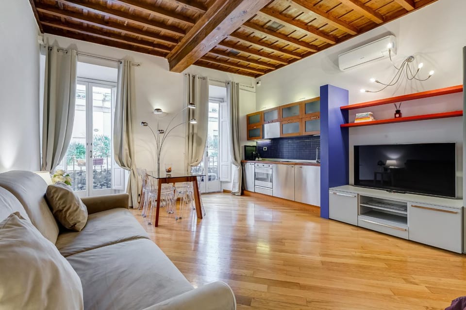 TV and multimedia, Kitchen or kitchenette, Living room, Seating area, pet friendly, stove