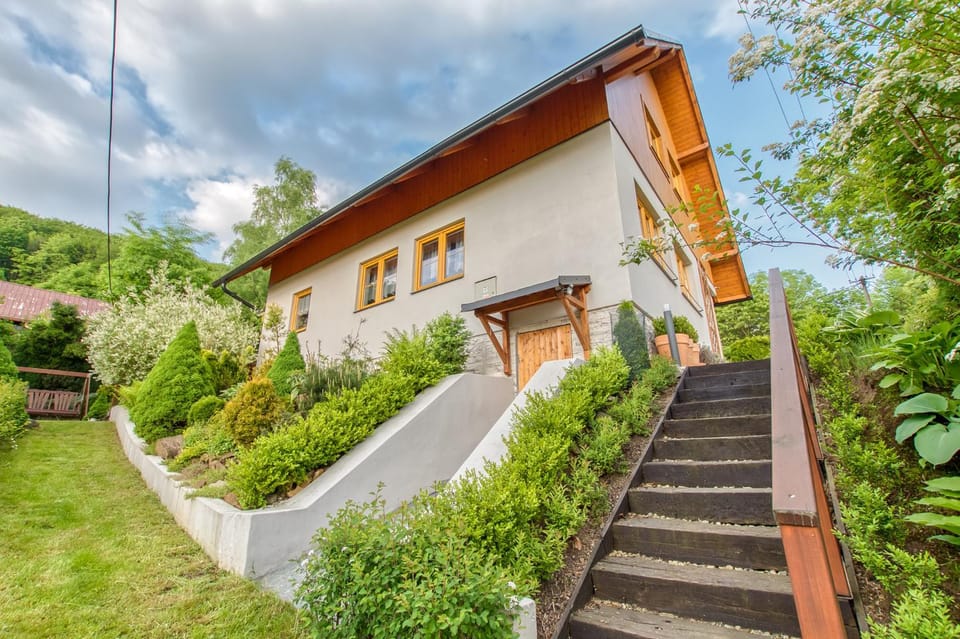 Property building, Spring, Day
