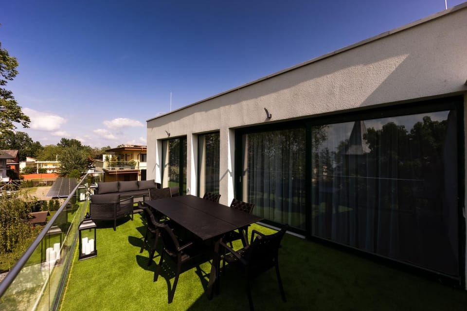 Patio, Day, Garden view