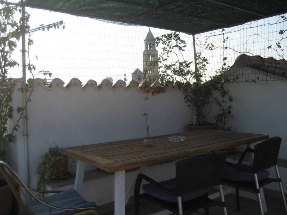 Balcony/Terrace, Landmark view