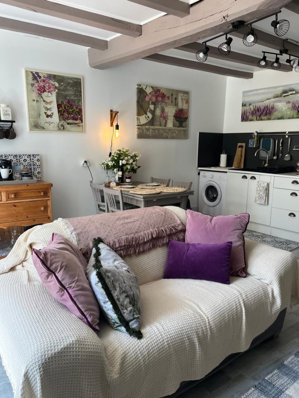 La Colline de Tilleul - Les Tilleuls - 4 STAR RATED - stunning cottage with pool near Aubeterre in idyllic location House in Nouvelle-Aquitaine