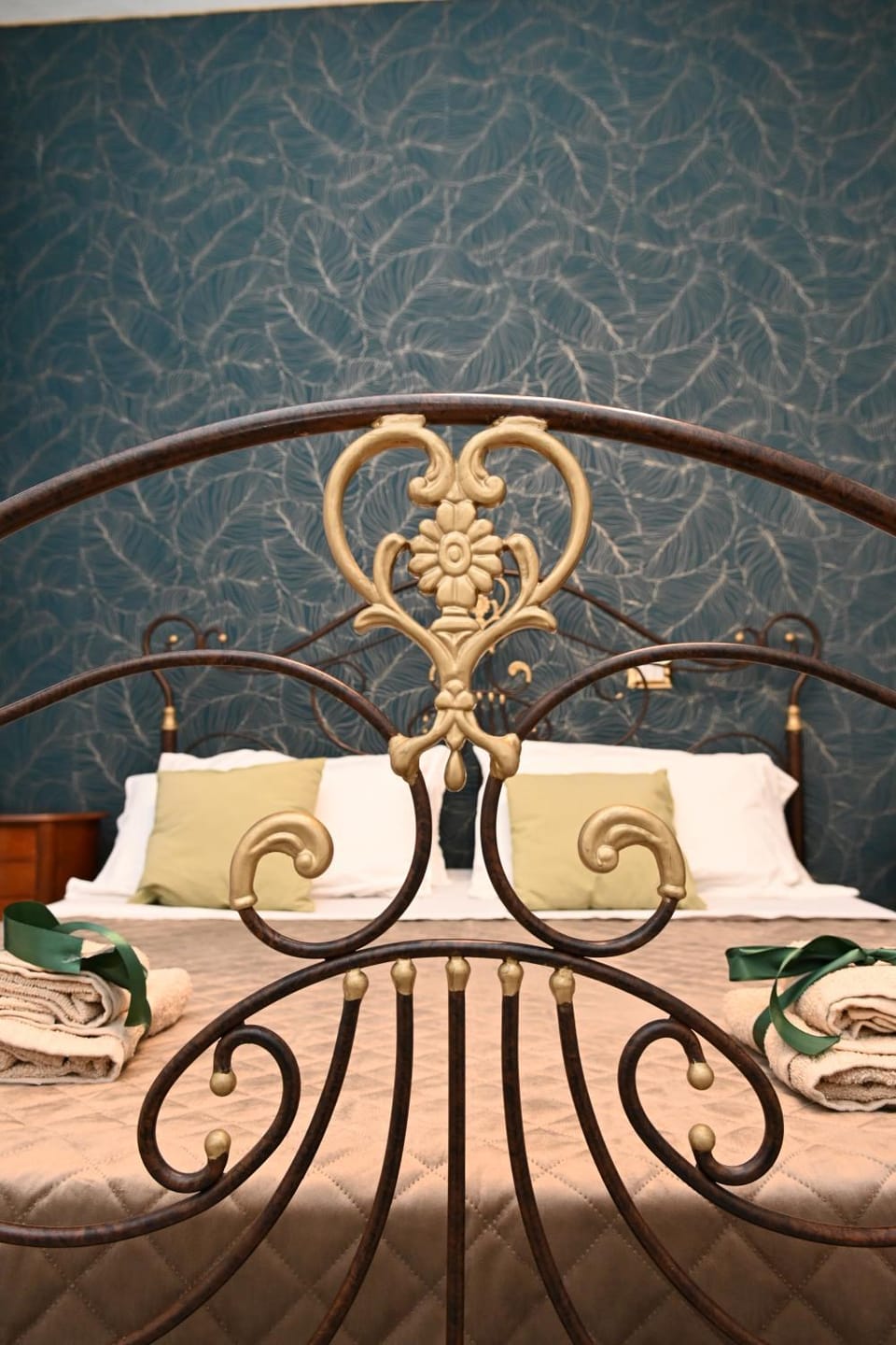 Bed, Photo of the whole room