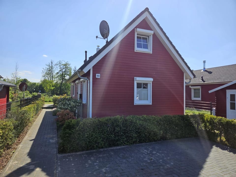 Day, Street view