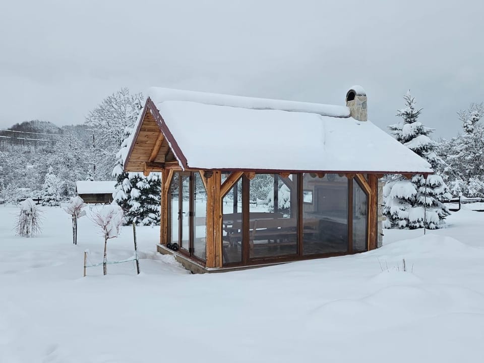 Lazy bear Chalet in Lika-Senj County