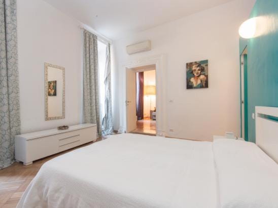 Sistina 143 A-B-C Apartment in Rome