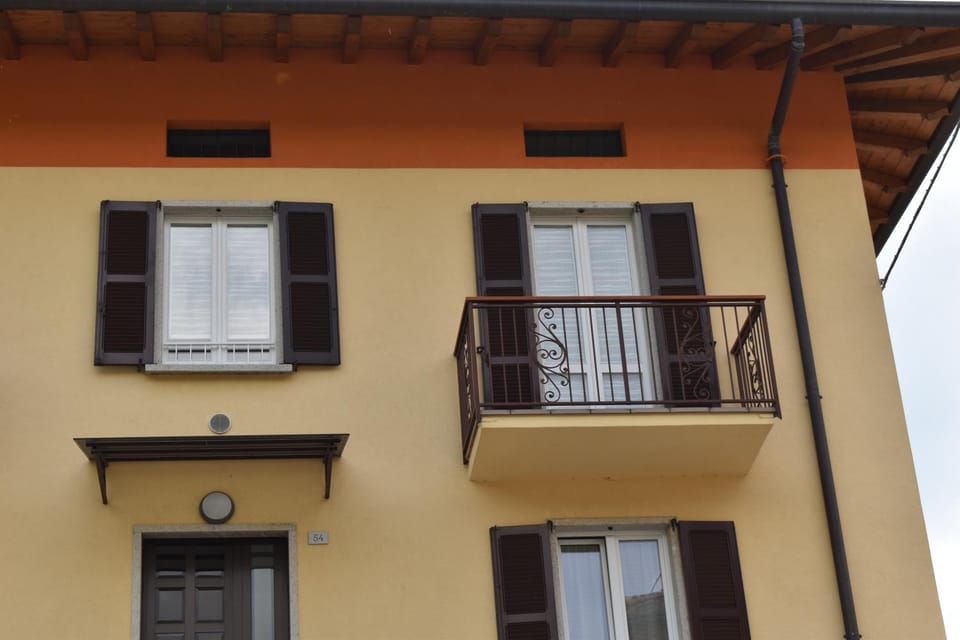 Property building, Balcony/Terrace