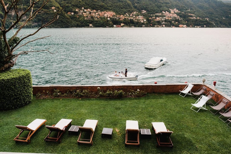 Regina Teodolinda Suites Bed and Breakfast in Laglio