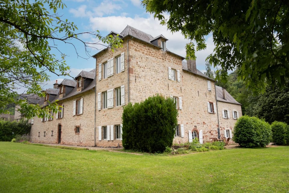 Property building, Garden view