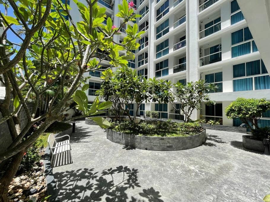 Property building, Garden