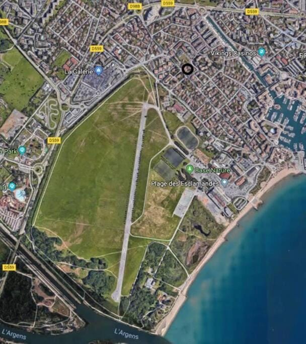 F2 F3 en duplex Port-Frejus proche de la mer Apartment in Fréjus