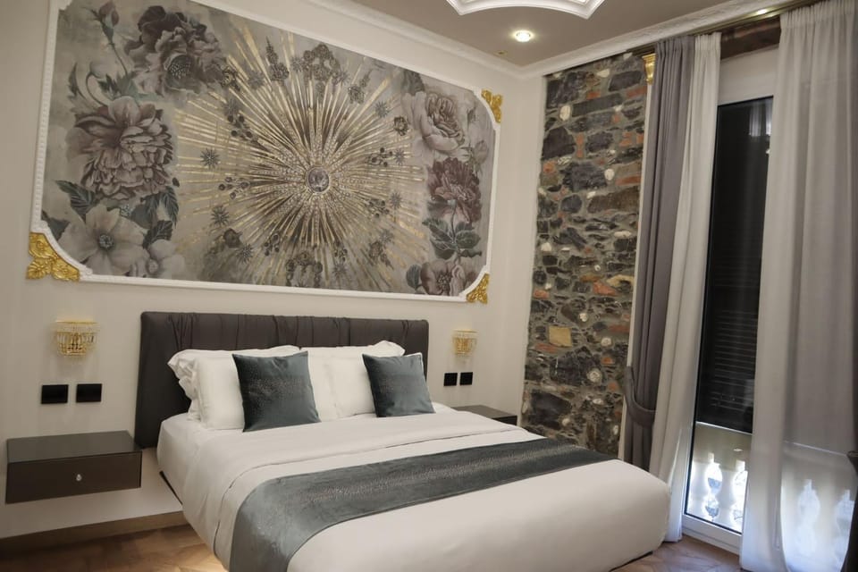 Queen Cattleya Suite Bed and Breakfast in Genoa