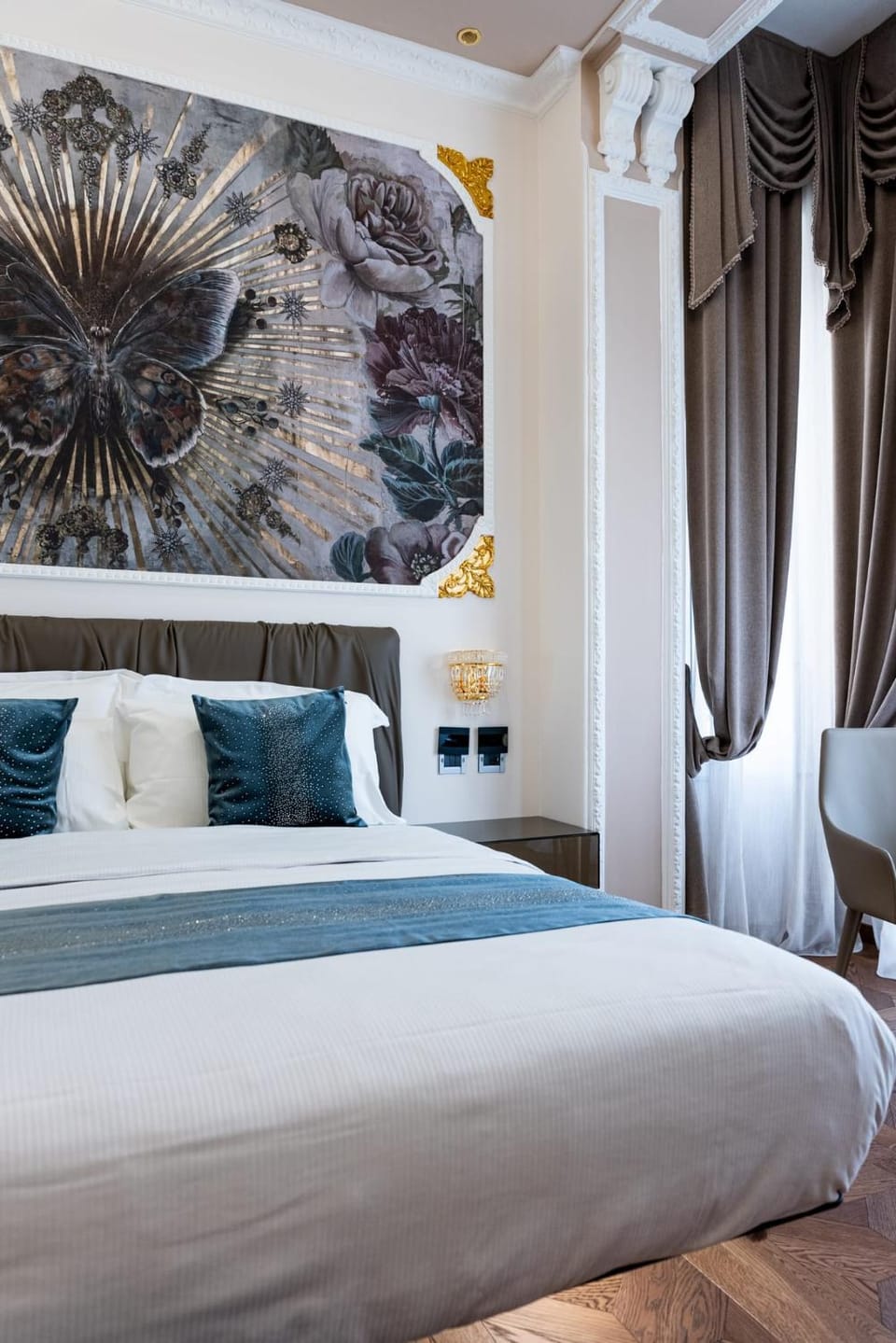 Queen Cattleya Suite Bed and Breakfast in Genoa