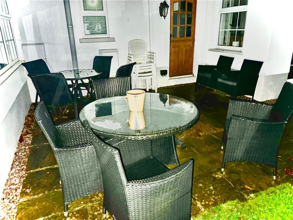 Porthcawl Magnificent 7 Bedroom House House in Porthcawl