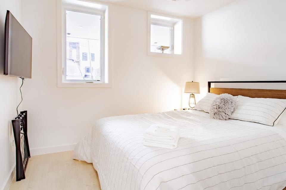 Bright & Cozy 1-BR Alcove in Bloomingdale Apartment in District of Columbia