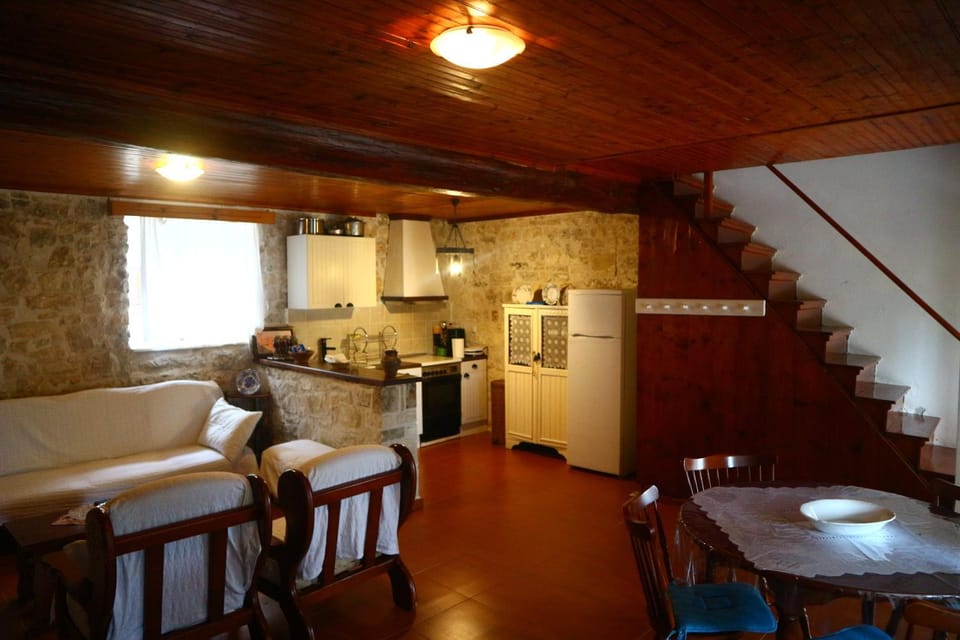 Reset cottage Apartment in Peloponnese, Western Greece and the Ionian