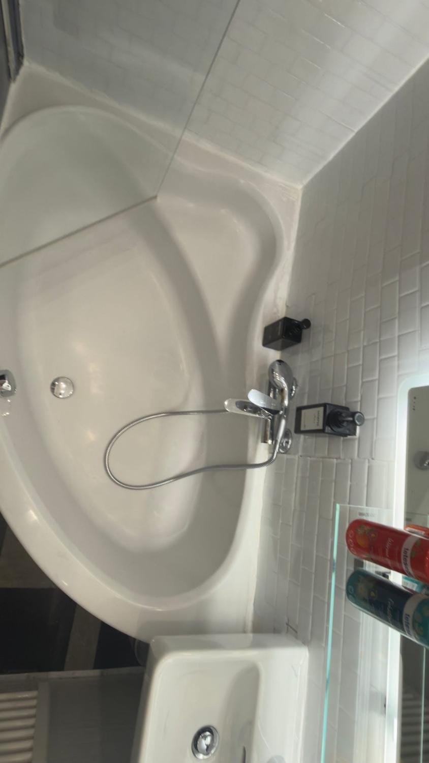 Bathroom, Bath