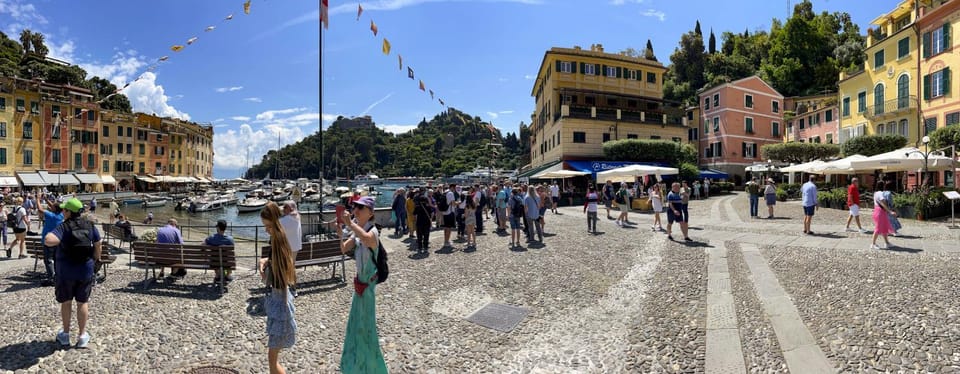 Nearby landmark, Day, Neighbourhood, City view, Location