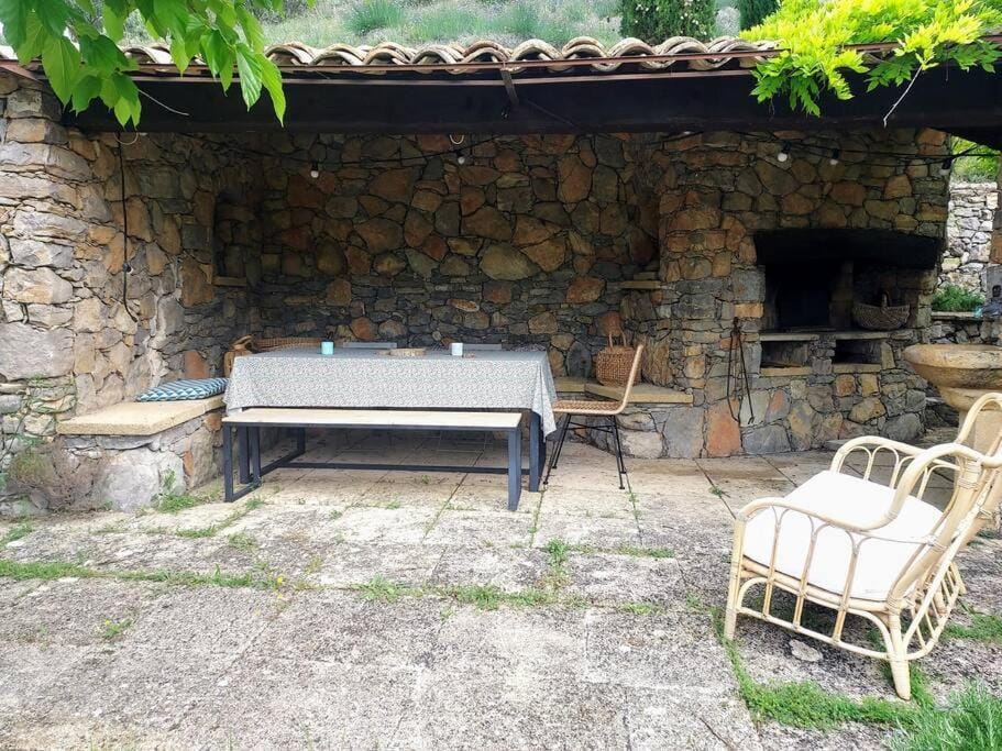 La maison de Ninia House in Provence-Alpes-Côte d'Azur