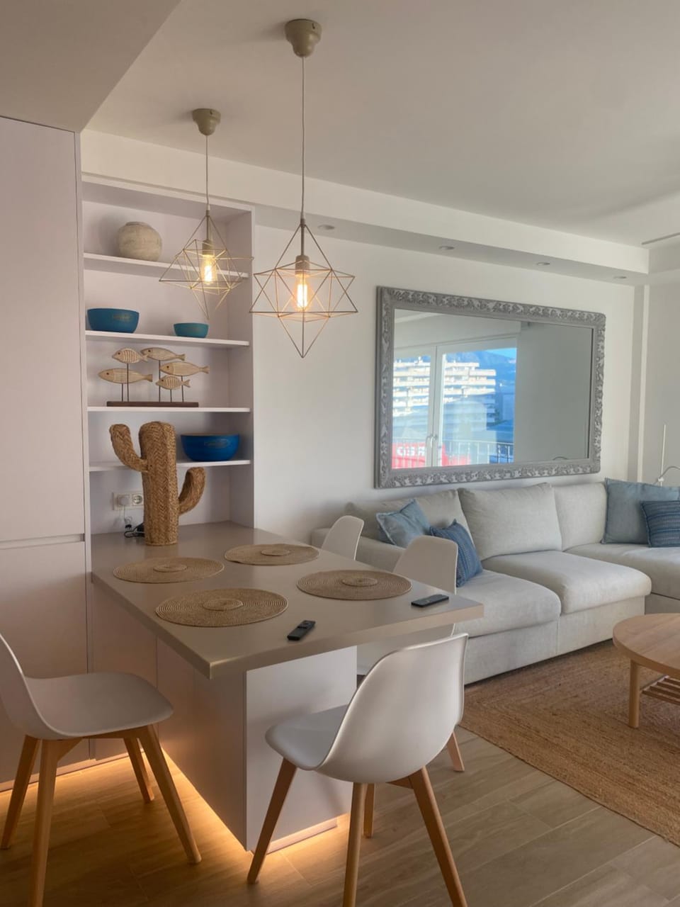 Living room, Seating area, Dining area