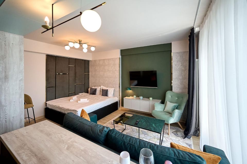 Bed, TV and multimedia, Photo of the whole room, Seating area, towels